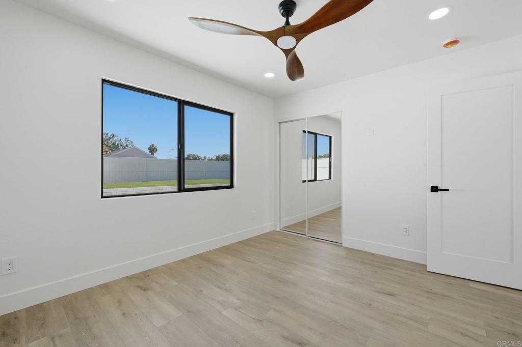 8833 Glenhaven Street - photo 12