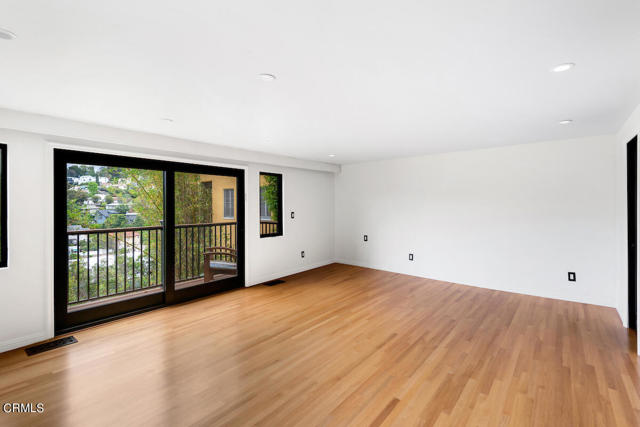 Detail Gallery Image 24 of 32 For 2214 Lyric Ave, Los Angeles,  CA 90027 - 5 Beds | 3 Baths