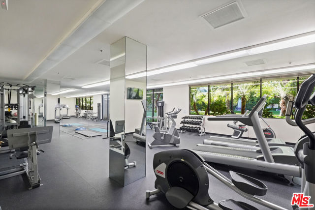 2102 Century Park Lane, Los Angeles CA: https://media.crmls.org/mediaz/c6e356c3-0525-463b-b3d5-f60681a1d024.jpg