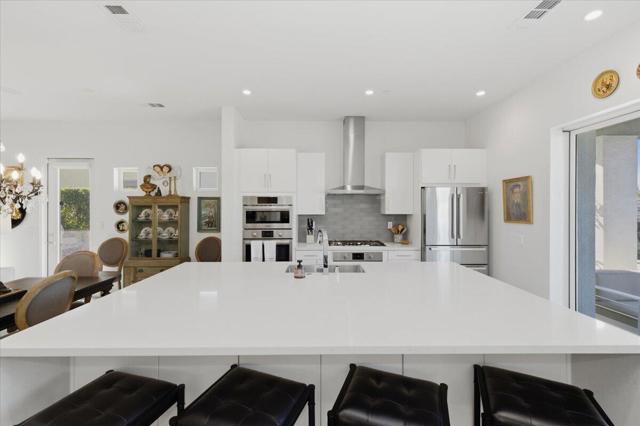 10 Iridium Way, Rancho Mirage, CA 92270