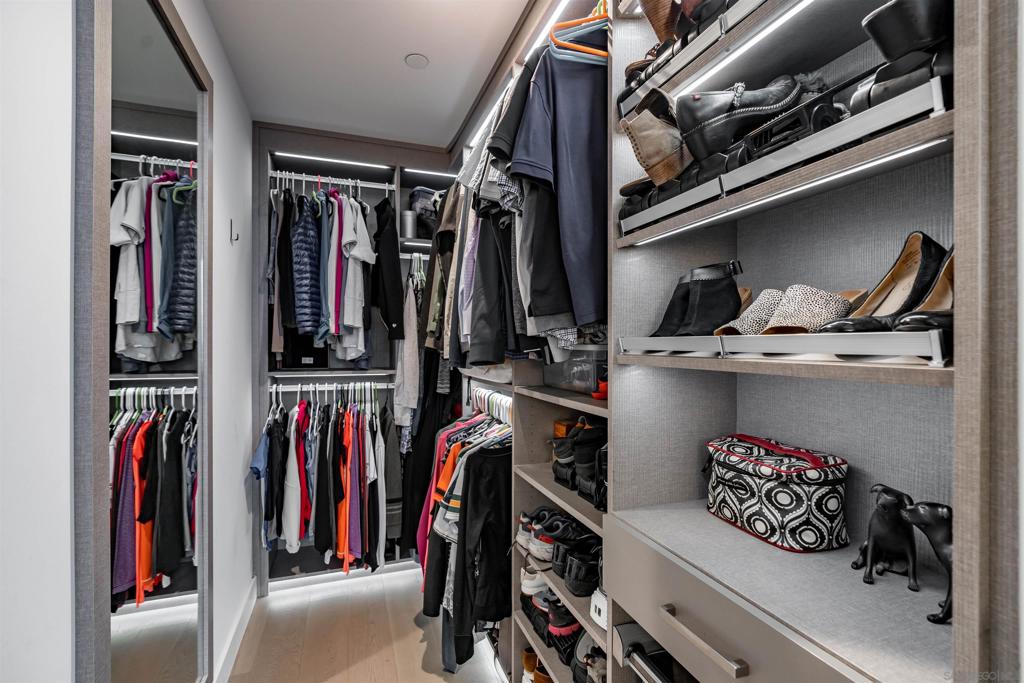 MLS #250041370SD image #16