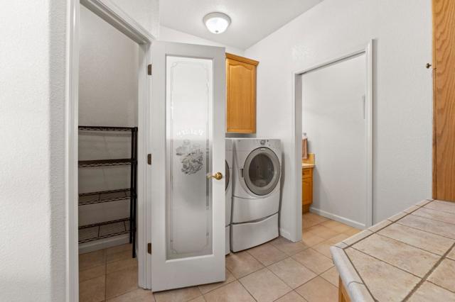 Image 25 of 90 For 157 Oak Knoll Court