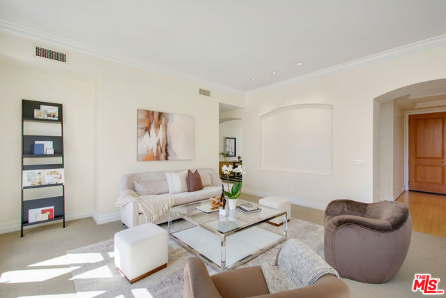 11847 Gorham Avenue, Los Angeles CA: https://media.crmls.org/mediaz/c6e6caa9-6209-41d8-828a-aa62edab17bd.jpg