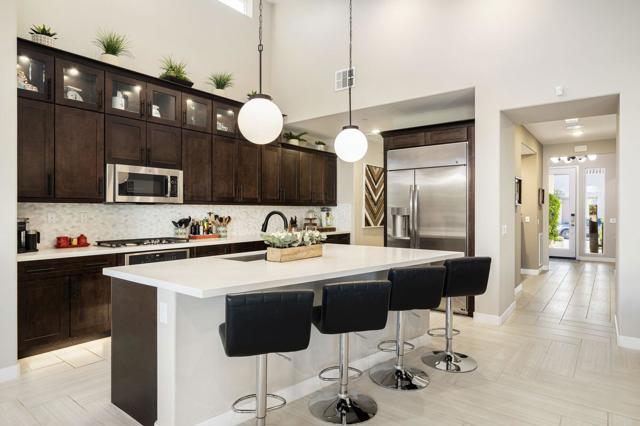 1514 Overpark Lane, Beaumont CA: https://media.crmls.org/mediaz/c6e79b22-ffbd-434f-ba23-465558ce1d73.jpg