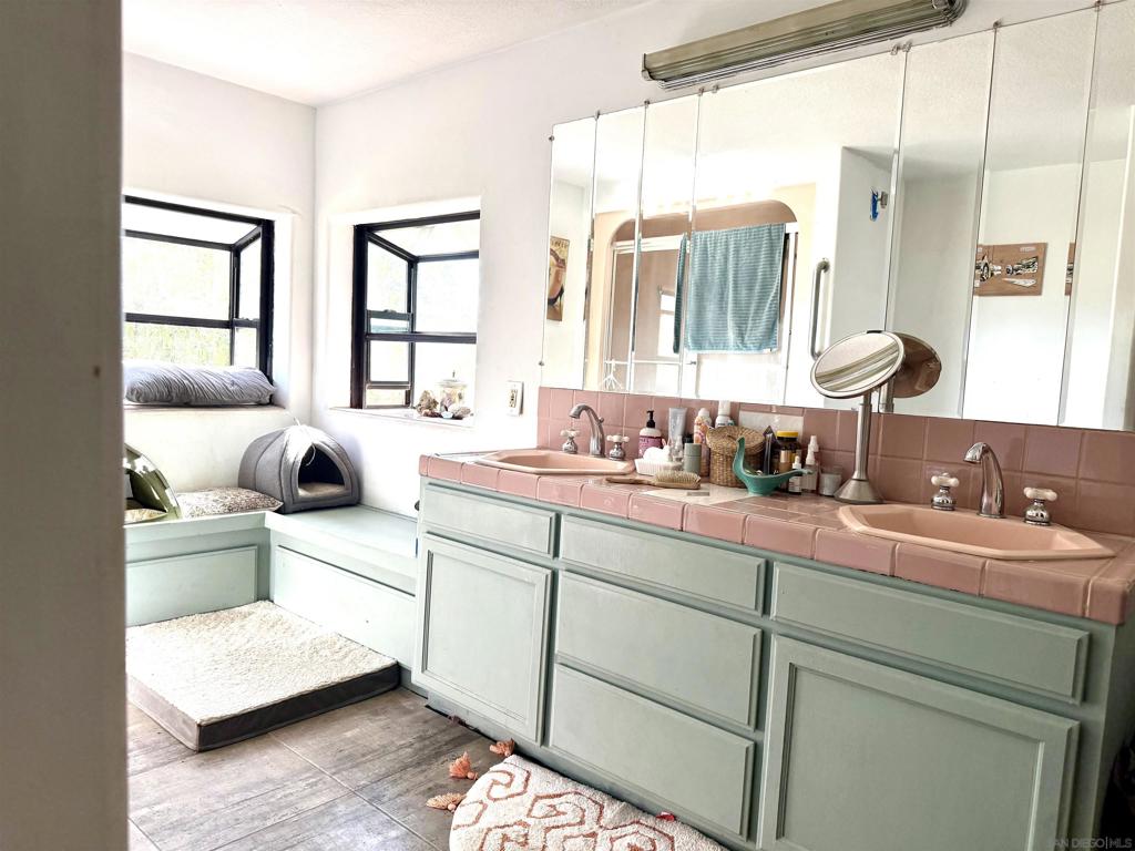 MLS #250034816SD image #15