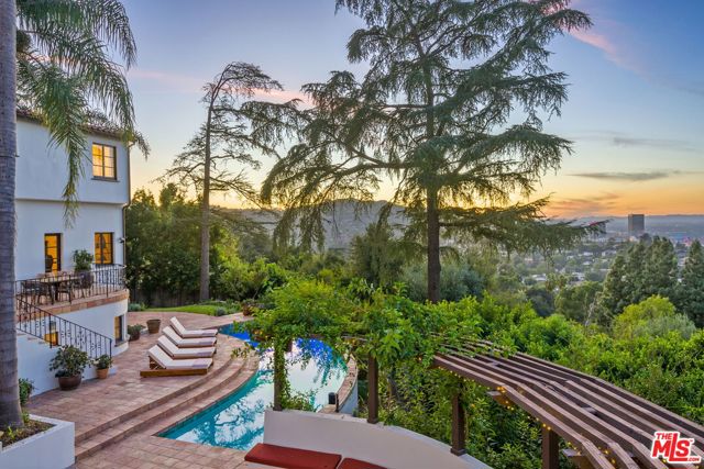 3527 Wonder View Drive, Los Angeles, California 90068, 6 Bedrooms Bedrooms, ,2 BathroomsBathrooms,Single Family Residence,For Sale,Wonder View,24455227