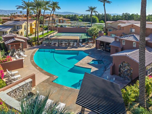 80049 Silver Sage Lane, La Quinta CA: https://media.crmls.org/mediaz/c6e7ba6c-4298-4bbb-ba3f-1a5edc3945ad.jpg