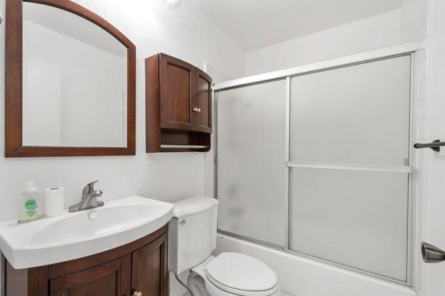 82601 Doolittle Drive, Indio CA: https://media.crmls.org/mediaz/c6e81ad3-8a24-461c-8f3c-f75226c8ab25.jpg
