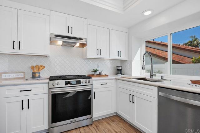 Detail Gallery Image 16 of 62 For 4706 Zamora Way, Oceanside,  CA 92056 - 2 Beds | 2 Baths