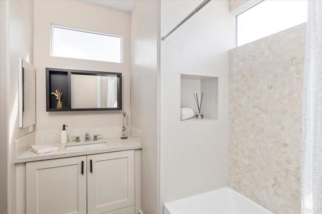 Detail Gallery Image 50 of 63 For 2517 State St, Carlsbad,  CA 92008 - 2 Beds | 2/2 Baths