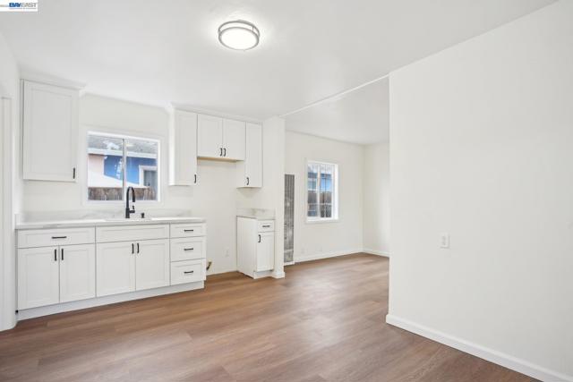 1130 61St Ave, Oakland CA: https://media.crmls.org/mediaz/c6e8f1b8-4d77-4014-a3f4-9b0078e746c7.jpg