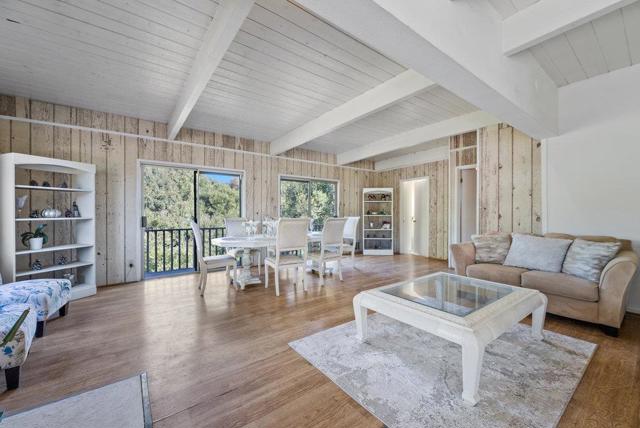 500 Valencia School Road, Aptos CA: https://media.crmls.org/mediaz/c6eb125f-9ec3-443b-a080-772fc0bbfdbe.jpg
