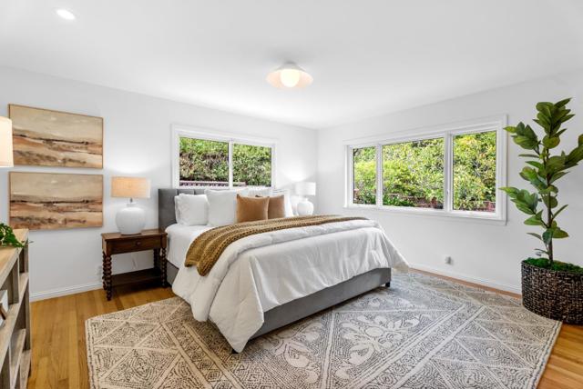 730 Monte Rosa Drive, Menlo Park CA: https://media.crmls.org/mediaz/c6ed5d07-011e-41d6-a9d2-058094a73fcc.jpg