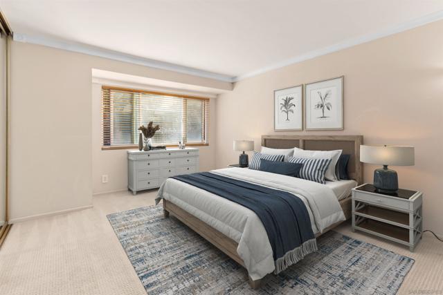 8561 Villa La Jolla Dr, La Jolla CA: https://media.crmls.org/mediaz/c6ed638e-c195-439a-abfc-e44325ff2e01.jpg