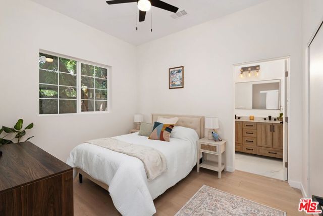 6916 Bellingham Avenue, North Hollywood CA: https://media.crmls.org/mediaz/c6eddf82-1f38-4ea3-9585-269f2ec491bf.jpg