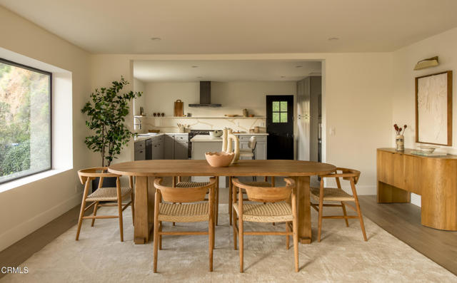 Detail Gallery Image 4 of 40 For 2994 Durand Dr, Los Angeles,  CA 90068 - 5 Beds | 3 Baths