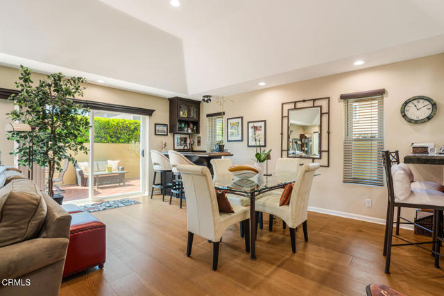 5114 Marlin Way, Oxnard CA: https://media.crmls.org/mediaz/c6ee4395-8da7-4fda-9972-9d82a81cf58b.jpg