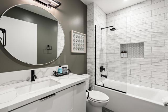 508 N Tremont Street, Oceanside CA: https://media.crmls.org/mediaz/c6eef0e8-1633-4d6a-99f5-ac133d2658af.jpg