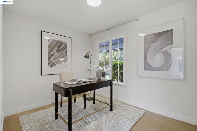 Image 8 of 39 For 7574 Birkdale Dr