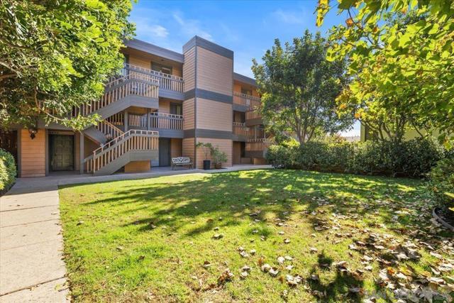 2930 Lawrence, San Diego CA: https://media.crmls.org/mediaz/c6ef2975-cd8f-4be3-bfa6-9796d32f1cd0.jpg