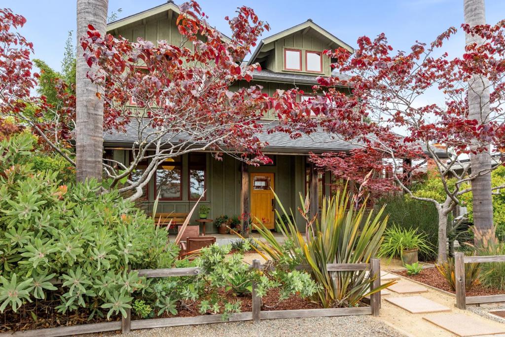 160 Alta Avenue