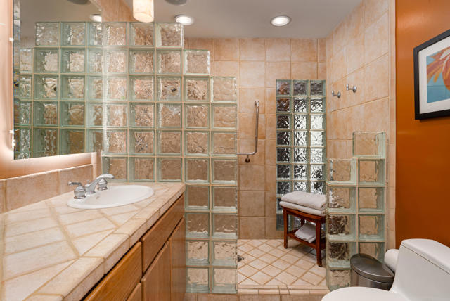 444 N Burton Way, Palm Springs CA: https://media.crmls.org/mediaz/c6f0ab5d-6456-4d04-8815-db3fe81ae4fa.jpg