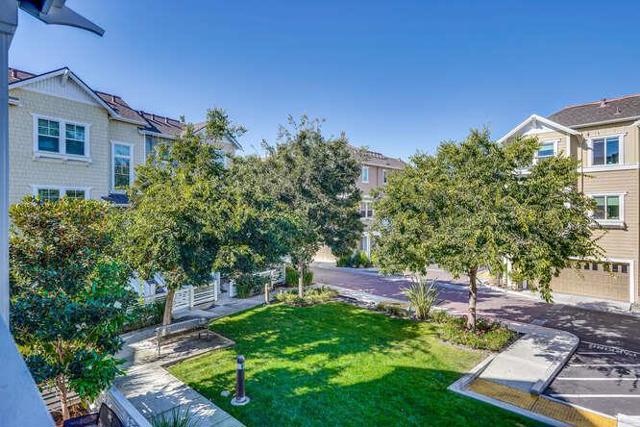 2045 Atlas Loop, Mountain View CA: https://media.crmls.org/mediaz/c6f43b0e-ceca-46e9-a590-401e90551a52.jpg