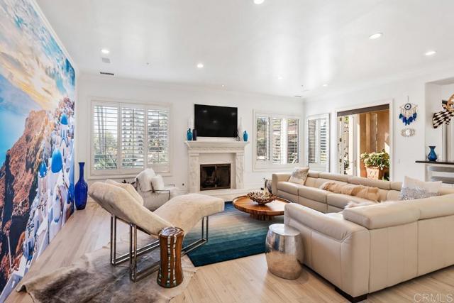 7345 Vista Rancho Ct, Rancho Santa Fe CA: https://media.crmls.org/mediaz/c6f4b6bc-830d-4e1b-a61c-525350ecc2b8.jpg