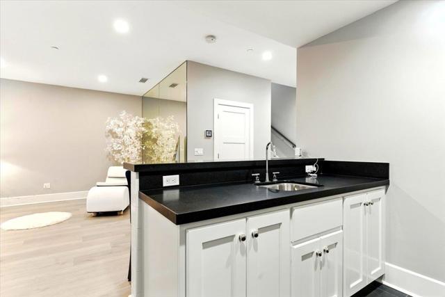 16218 George St, Los Gatos CA: https://media.crmls.org/mediaz/c6f66ce8-f5e4-4f94-9b66-aa1c277e273a.jpg