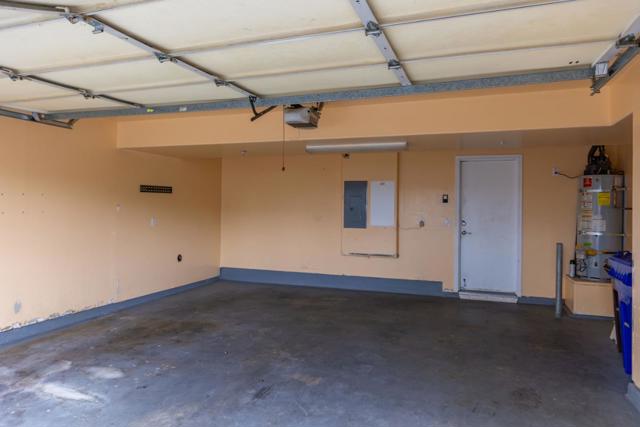 2872 10th Street, San Pablo CA: https://media.crmls.org/mediaz/c6f6bf34-0e81-4ecc-8008-855bb156a655.jpg