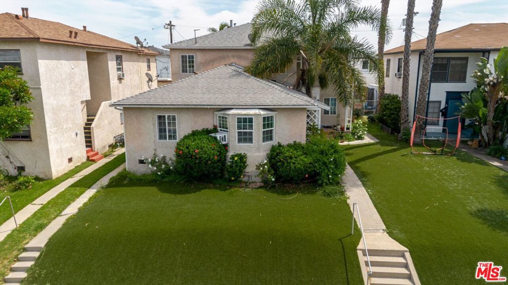 1708 S Crescent Heights Boulevard