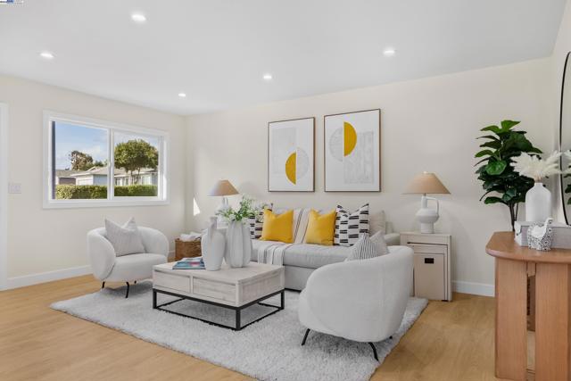 474 Oliver St, Milpitas CA: https://media.crmls.org/mediaz/c6f74cf2-c4d7-4faa-a898-c1b0f9e0e873.jpg