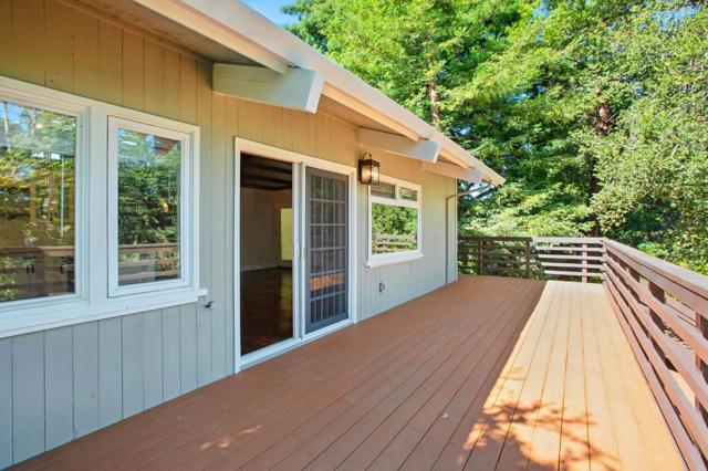 4528 Soquel Wharf Road, Soquel CA: https://media.crmls.org/mediaz/c6f7861c-8cb7-4966-b152-11196a282fae.jpg