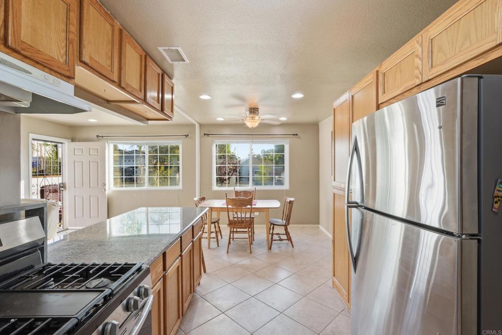 4062 Lewis St - photo 4