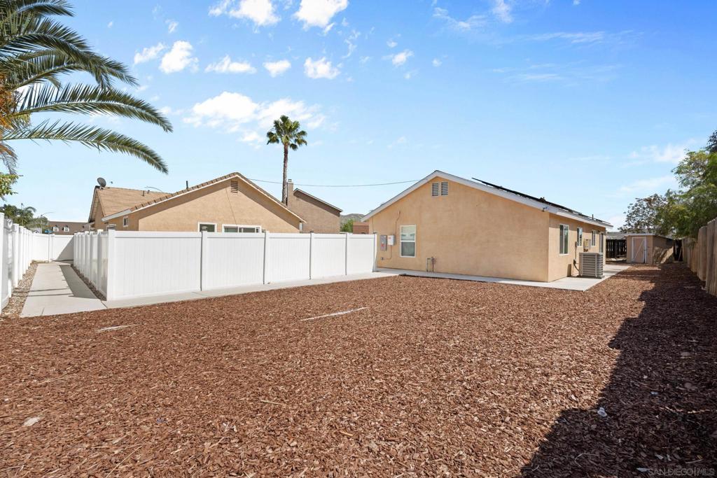 MLS #250024356SD img 6