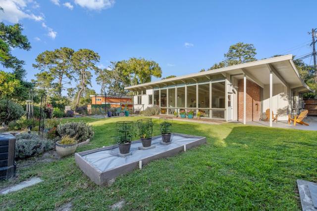 1256 Pacific Street, Monterey CA: https://media.crmls.org/mediaz/c6f9148e-ec6b-4a3c-8f3d-ca367390f3b8.jpg