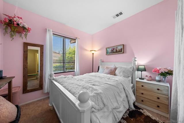33409 Mesolite Way, Menifee CA: https://media.crmls.org/mediaz/c6f95ef9-674a-4d4b-be8f-0cb693e1e676.jpg