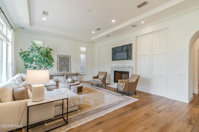 5675 Via Bonita, Newbury Park CA: https://media.crmls.org/mediaz/c6f9ab8b-539b-4f29-9bf9-0fa4b559b3f8.jpg