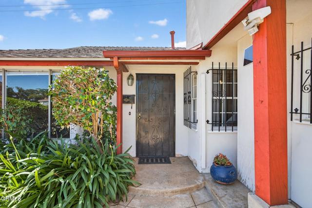 Detail Gallery Image 3 of 27 For 622 E Poplar St, Oxnard,  CA 93033 - 3 Beds | 3 Baths