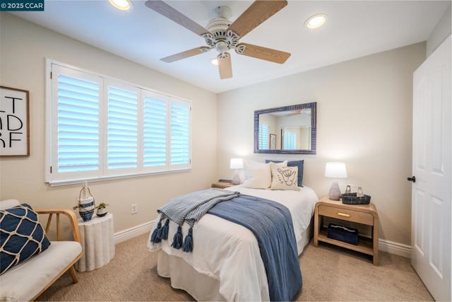 40 Northview Ct, Danville CA: https://media.crmls.org/mediaz/c6f9d62f-8f56-4a4c-a5ce-2c12db69d236.jpg