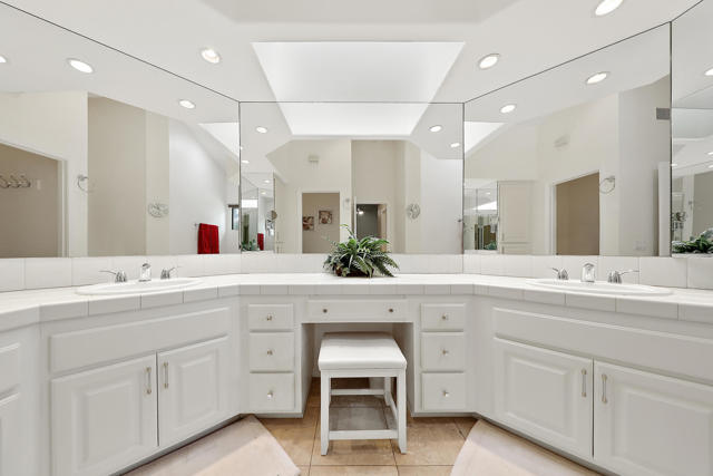 109 Deer Spring Way, Palm Desert, CA 92211