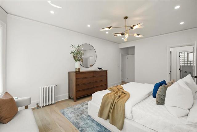 2865 Jackson Street, San Francisco CA: https://media.crmls.org/mediaz/c6fb3688-2a7f-467a-852c-10832629a3e1.jpg