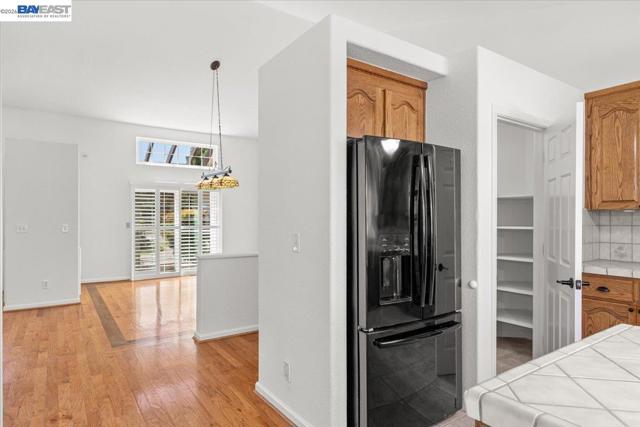 27000 S Hillview St, Tracy CA: https://media.crmls.org/mediaz/c6fc3b94-3bbb-43fb-873a-ca9bed665332.jpg