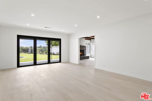 4444 Don Felipe Drive, Los Angeles CA: https://media.crmls.org/mediaz/c6fd234b-d735-45fa-8ee2-c646a19c805b.jpg