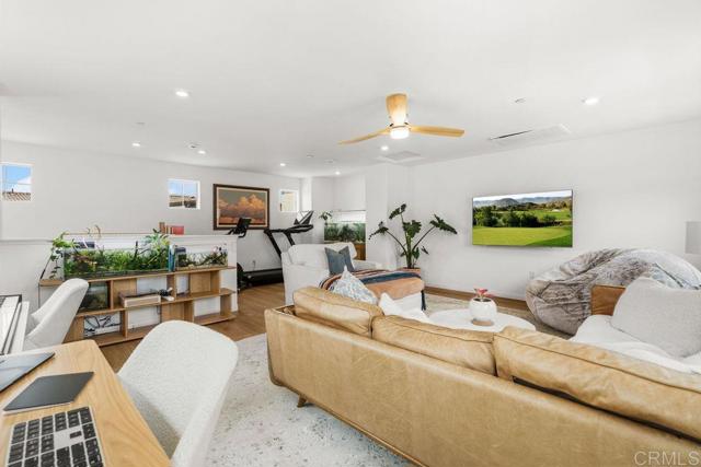 Detail Gallery Image 51 of 69 For 1763 Laurelwood Way, Oceanside,  CA 92057 - 3 Beds | 2/1 Baths