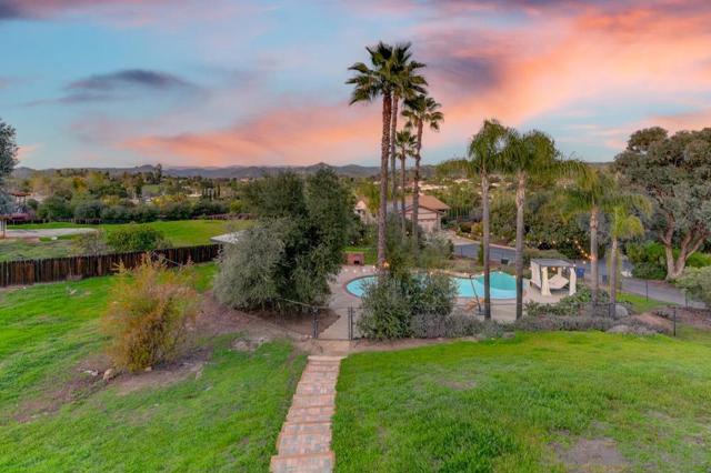 1080 Landavo Rancho Rd, Escondido CA: https://media.crmls.org/mediaz/c6fd887f-146e-47ef-93fe-7003ffb0bd3b.jpg