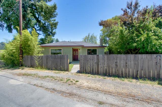 6030 Plateau Drive, Felton CA: https://media.crmls.org/mediaz/c6fdc348-21c5-4745-9864-882751fc4d76.jpg