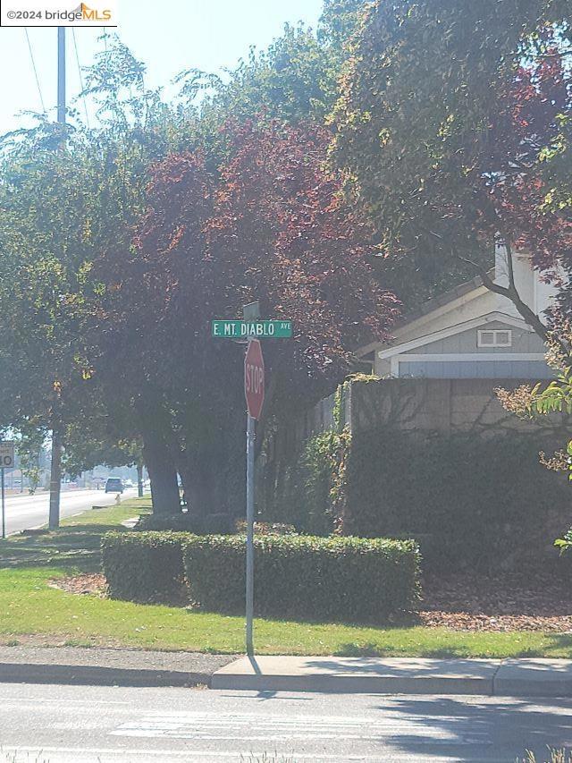 Image 5 of 10 For 0 Macarthur Dr
