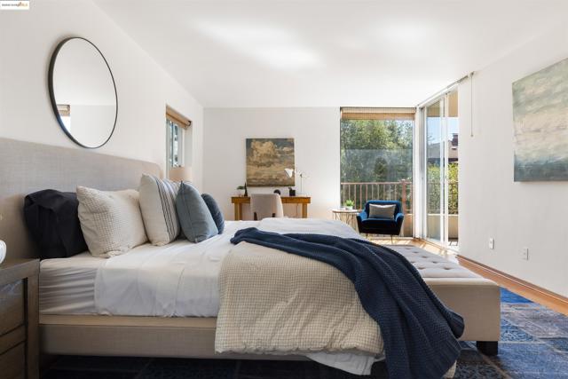 1515 Oxford, Berkeley CA: https://media.crmls.org/mediaz/c6ff29ed-24eb-4b6e-ae8a-2c2e2e048c8e.jpg