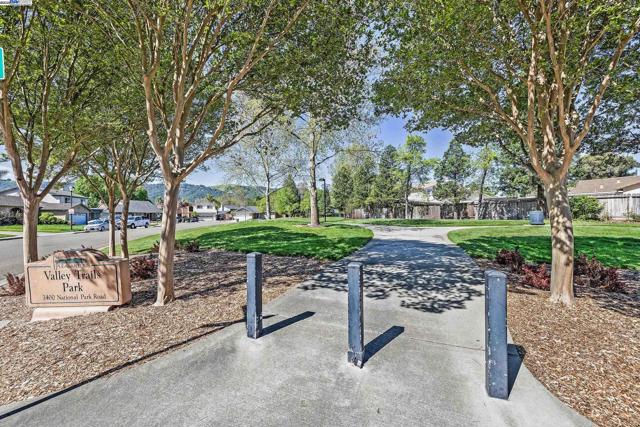 3641 Shenandoah Ct, Pleasanton CA: https://media.crmls.org/mediaz/c700075b-2854-4406-947a-572136865017.jpg